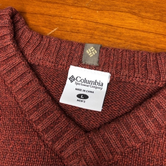 Columbia V-neck Sweater - Picture 4 of 7